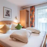 Haus Modau Апартаменти *